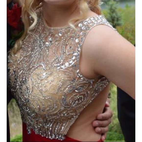 Red sequence Prom Dress - Picture 4 of 5